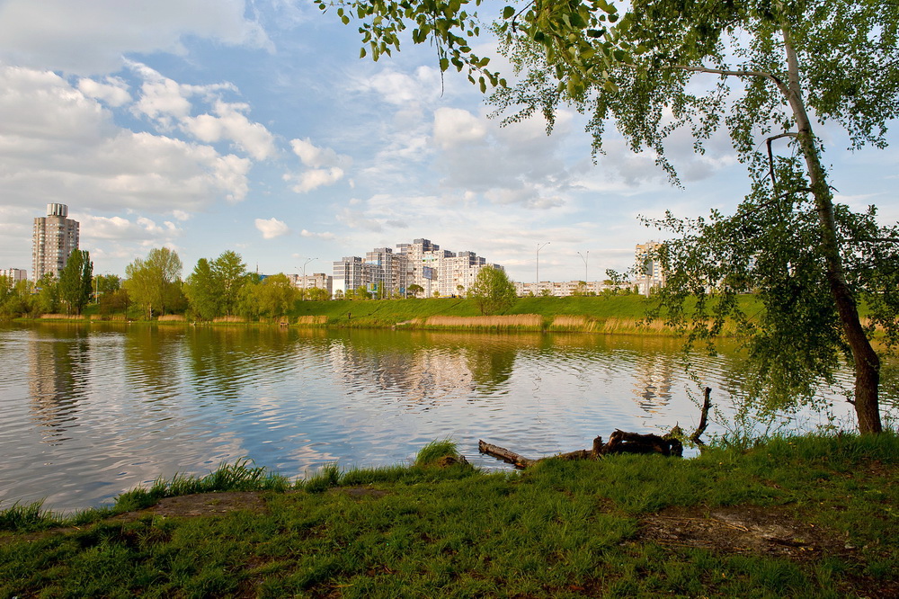 Na Kirillovskom ozere v Kieve sozdadut landshaftnyj park na vode