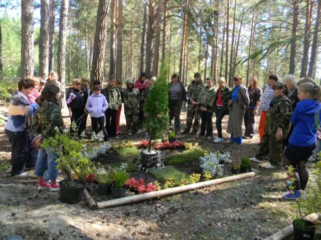 Vybrany luchshie shkol'nye lesnichestva na Urale
